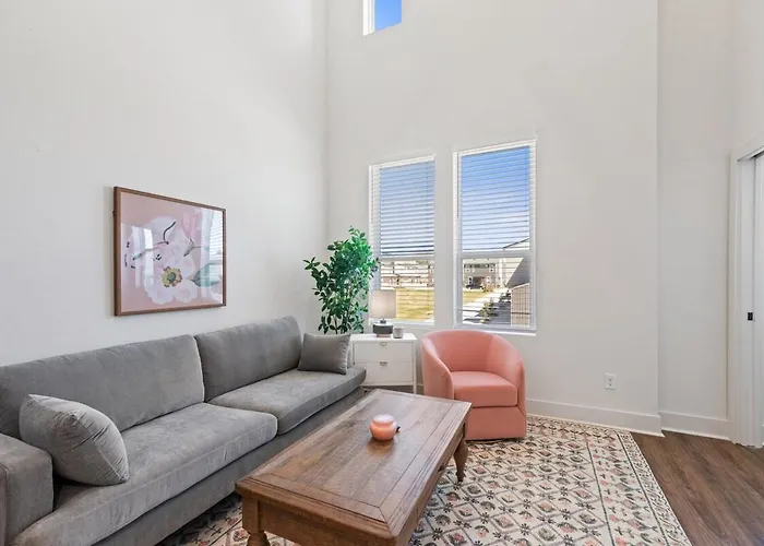 New Vermillion House King Bd Cajun Luxury Book Now